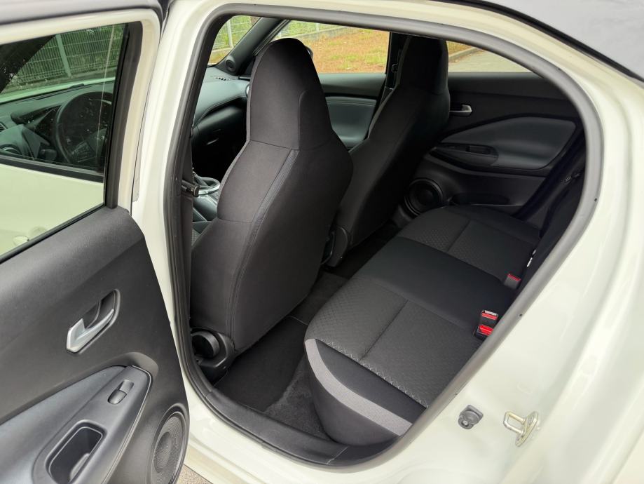 Nissan Juke 1.0, fotografija 12