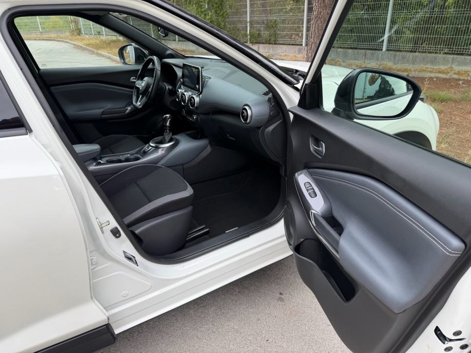 Nissan Juke 1.0, fotografija 14