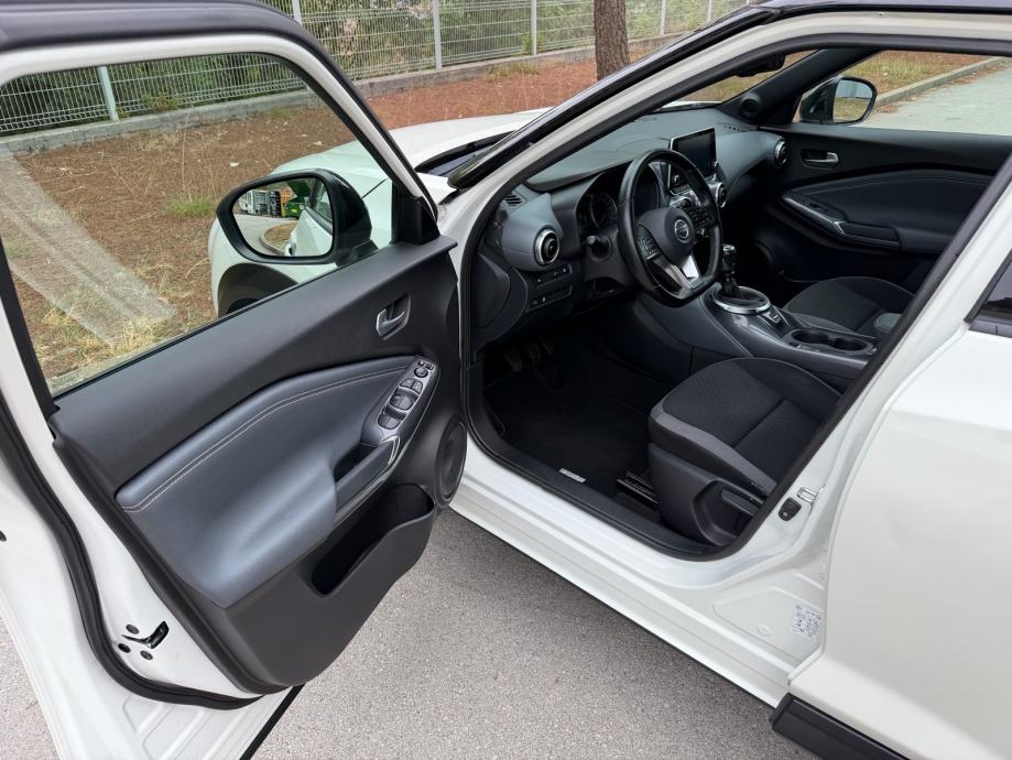 Nissan Juke 1.0, fotografija 15