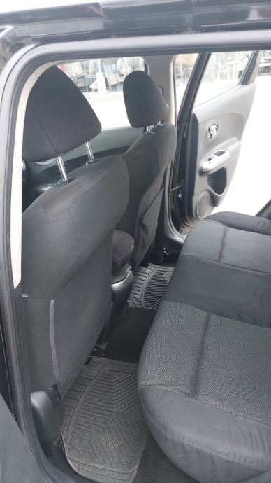 Nissan Juke 1,6 16V Acenta, fotografija 5