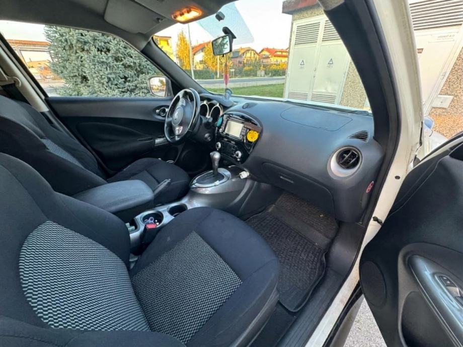 Nissan Juke 1,6 16V CVT automatik, fotografija 10