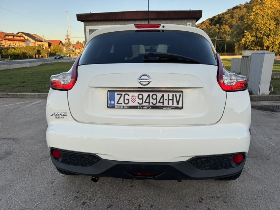 Nissan Juke 1,6 16V CVT automatik, fotografija 4