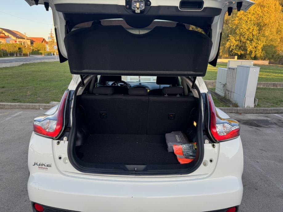 Nissan Juke 1,6 16V CVT automatik, fotografija 12
