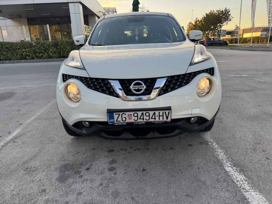 Nissan Juke 1,6 16V CVT automatik, fotografija 8