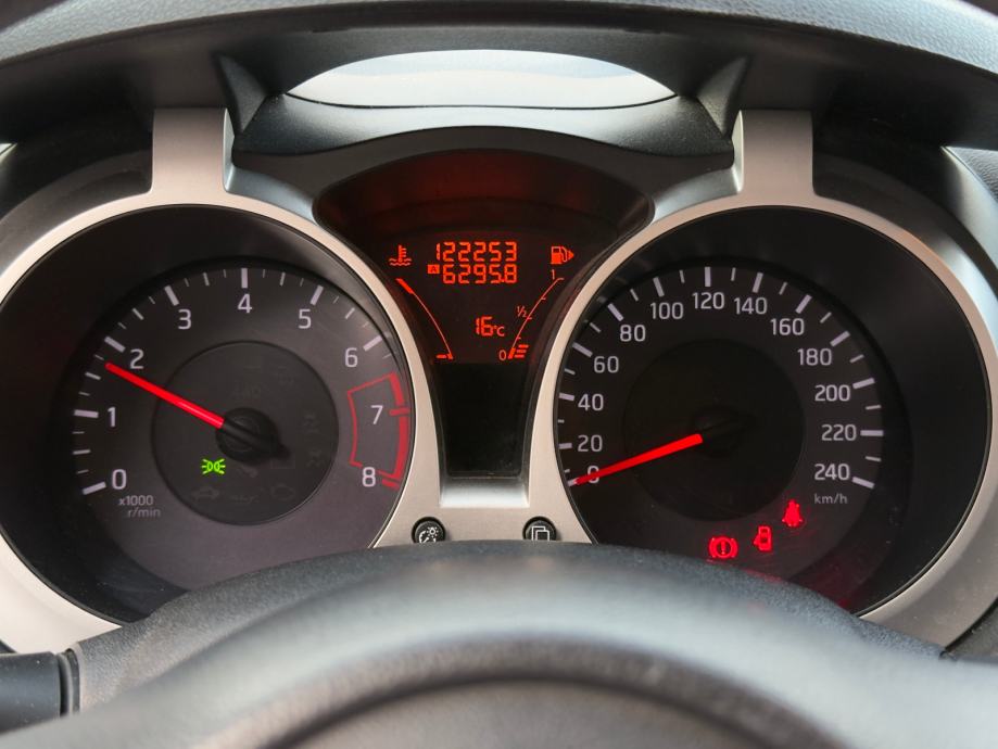 Nissan Juke 1,6 16V Visia, fotografija 14