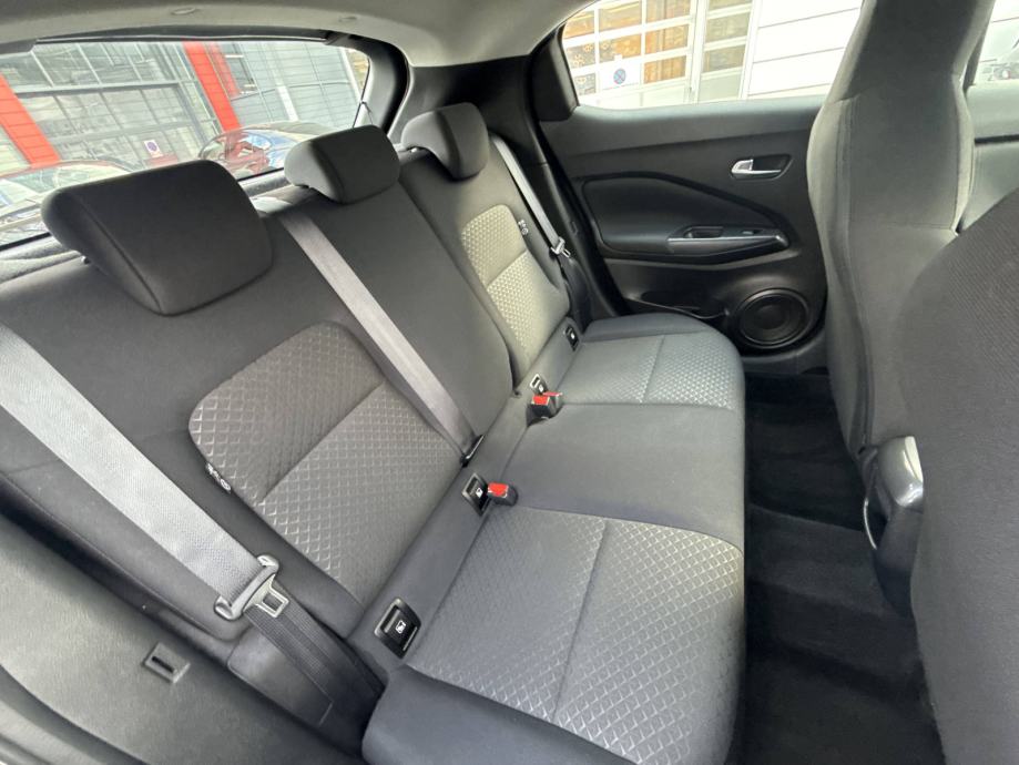 NISSAN JUKE 2023 • PREMIUM jamstvo • AutoZubak Rabljena, fotografija 19