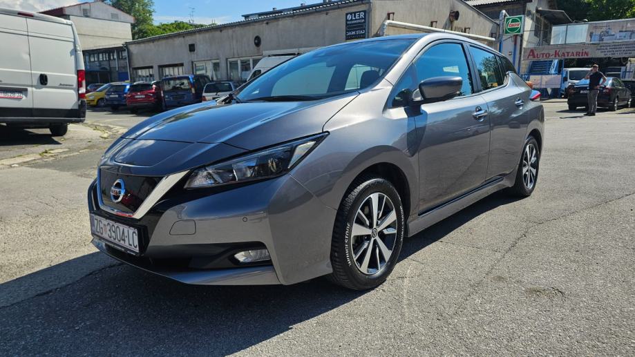 Nissan Leaf 40 kWh 13125 + pdv baterija 100% 13125+pdv, fotografija 9