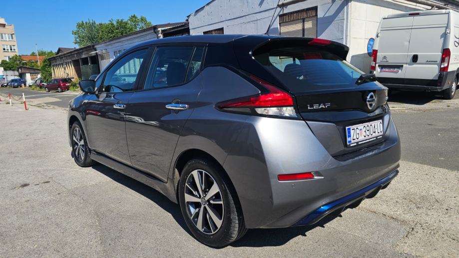 Nissan Leaf 40 kWh 13125 + pdv baterija 100% 13125+pdv, fotografija 11