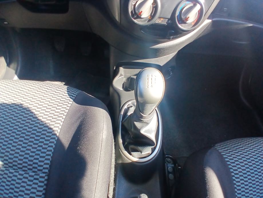 Nissan Micra 1,2 Look, fotografija 15