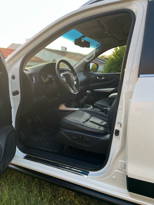 Nissan Navara 2.2D, fotografija 10