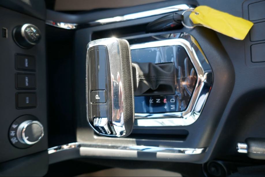 Nissan Navara DFM Rich6 automatik, fotografija 14