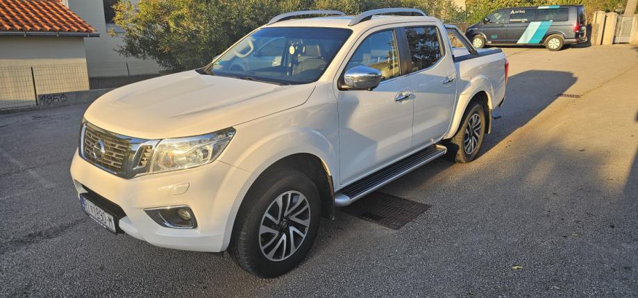 Nissan Navara, 140kw, u izvrsnom stanju, full oprema, u PDV-u, fotografija 2