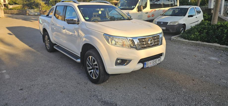 Nissan Navara, 140kw, u izvrsnom stanju, full oprema, u PDV-u, fotografija 7