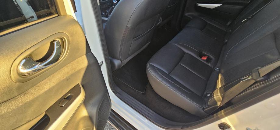 Nissan Navara, 140kw, u izvrsnom stanju, full oprema, u PDV-u, fotografija 18