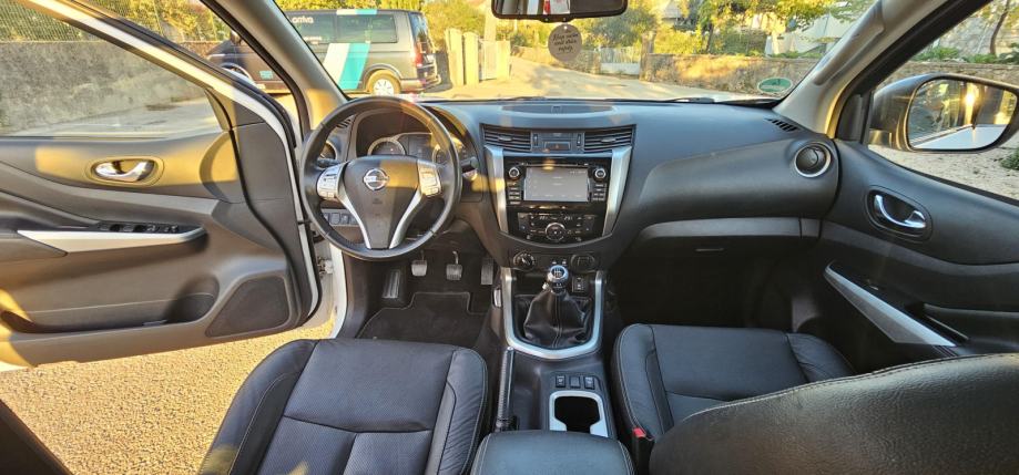 Nissan Navara, 140kw, u izvrsnom stanju, full oprema, u PDV-u, fotografija 19