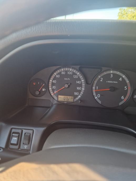 Nissan Patrol 3,0 DI, fotografija 11