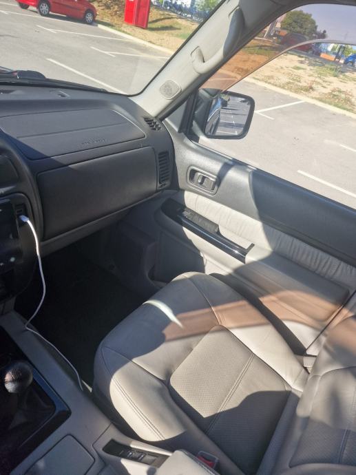 Nissan Patrol 3,0 DI, fotografija 13