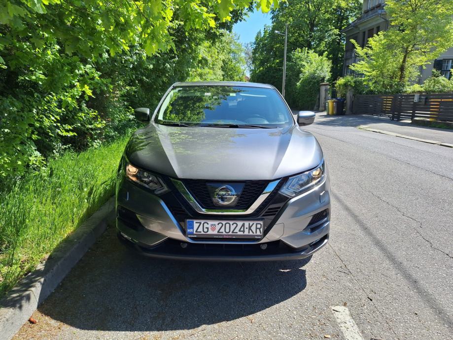 Nissan Qashqai 1,2 DIG-T, senzori + kamera, Registriran do 06/2027, fotografija 3