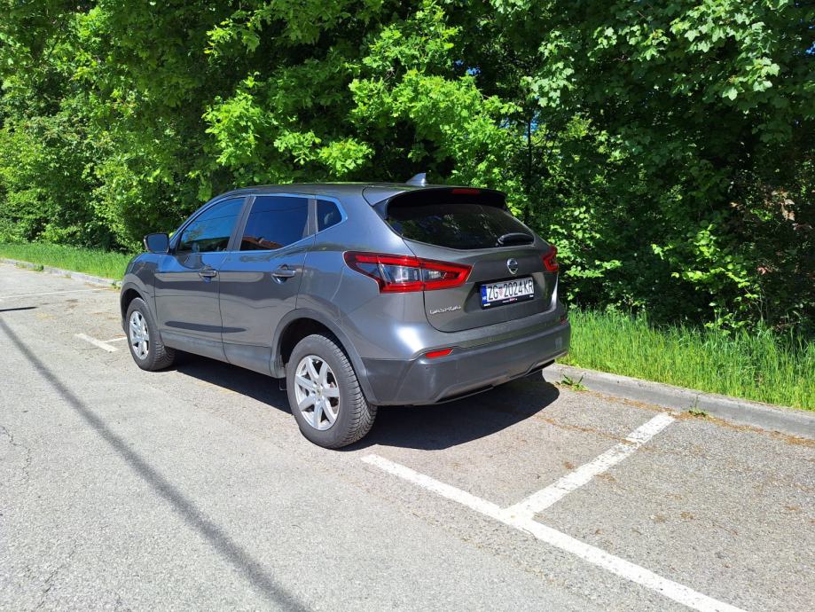 Nissan Qashqai 1,2 DIG-T, senzori + kamera, Registriran do 06/2027, fotografija 2