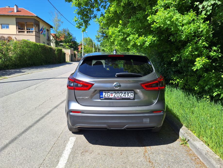 Nissan Qashqai 1,2 DIG-T, senzori + kamera, Registriran do 06/2027, fotografija 5