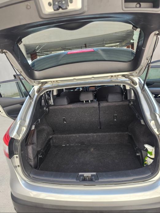 Nissan Qashqai 1,2 DIG-T- dodatni set 17'' alu felgi+nove zimske gume, fotografija 10