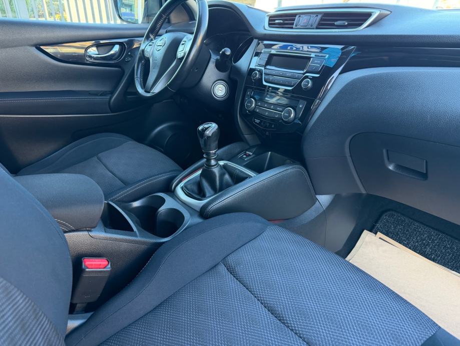 Nissan Qashqai 1,2 DIG-T 115 ks ✅OČUVAN✅JAMSTVO, fotografija 13