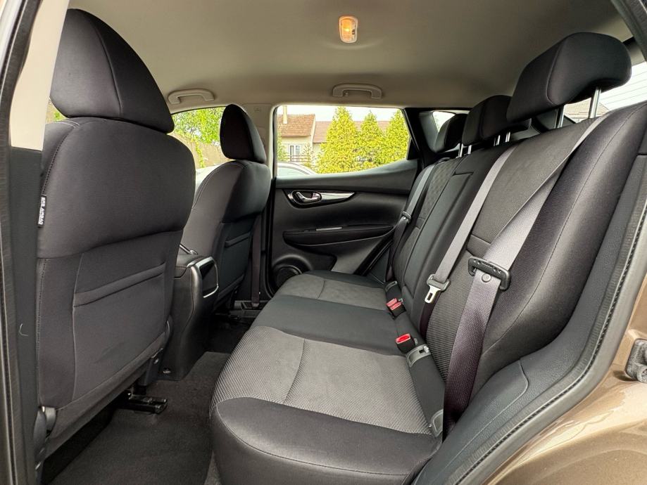 Nissan Qashqai 1,2 N-Connecta, fotografija 12