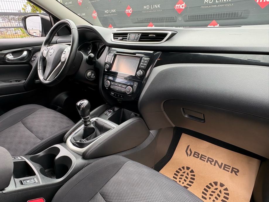 Nissan Qashqai 1,2 N-Connecta, fotografija 10