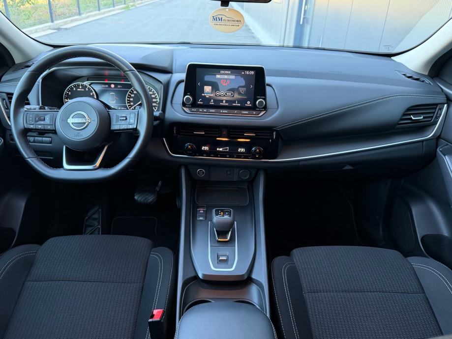 Nissan Qashqai 1.3 158KS | AUTOMATIK | LED | KAMERA | ALU 17 | JAMSTVO, fotografija 9
