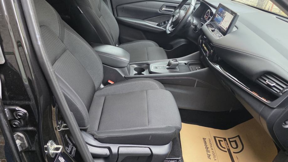 Nissan Qashqai 1.3 Aut. N-Connecta,Pano,360°Kam.,LEASING BEZ UČEŠĆA, fotografija 12