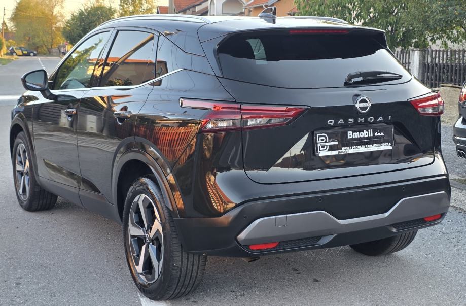 Nissan Qashqai 1.3 Aut. N-Connecta,Pano,360°Kam.,LEASING BEZ UČEŠĆA, fotografija 5