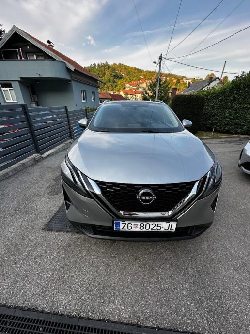 Nissan Qashqai 1.3 automatik, fotografija 3