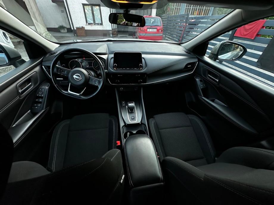 Nissan Qashqai 1.3 automatik, fotografija 11