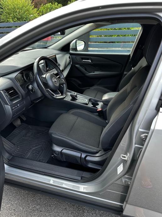 Nissan Qashqai 1.3 automatik, fotografija 13