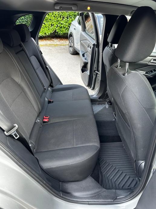Nissan Qashqai 1.3 automatik, fotografija 17