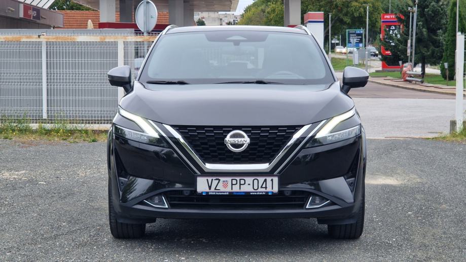 Nissan Qashqai 1.3 automatik TEKNA+, zimski paket, kamere 360, jamstvo, fotografija 10