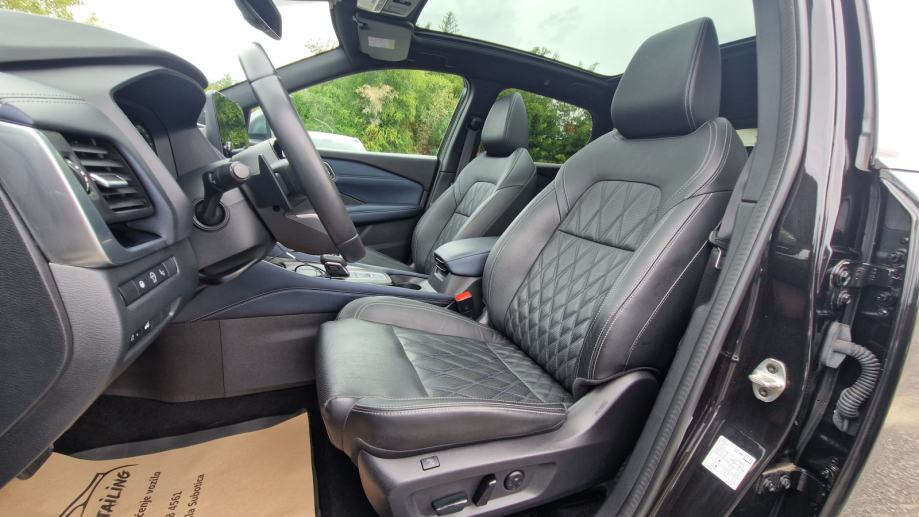 Nissan Qashqai 1.3 automatik TEKNA+, zimski paket, kamere 360, jamstvo, fotografija 13