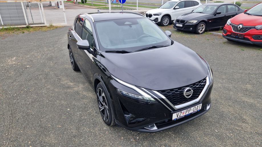 Nissan Qashqai 1.3 automatik TEKNA+, zimski paket, kamere 360, jamstvo, fotografija 8