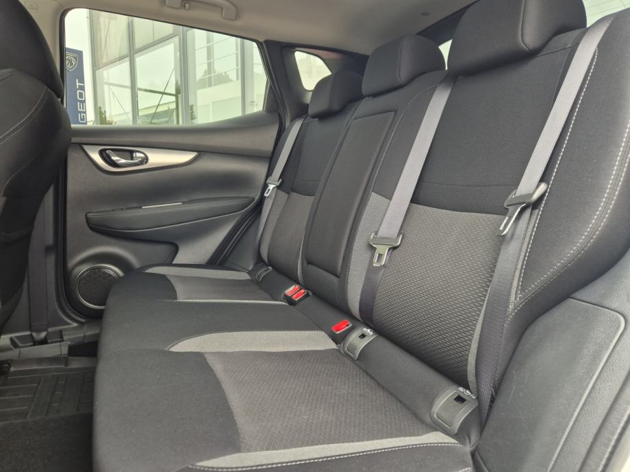 Nissan Qashqai 1,3 DIG-T 140 N-Connecta, fotografija 12