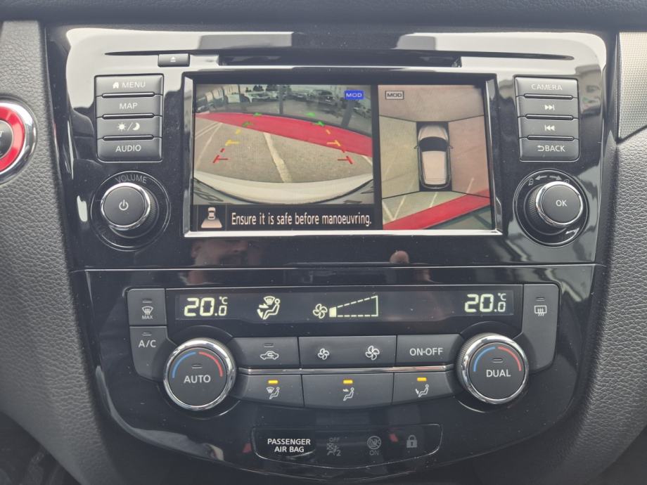 Nissan Qashqai 1,3 DIG-T 140 N-Connecta, fotografija 14