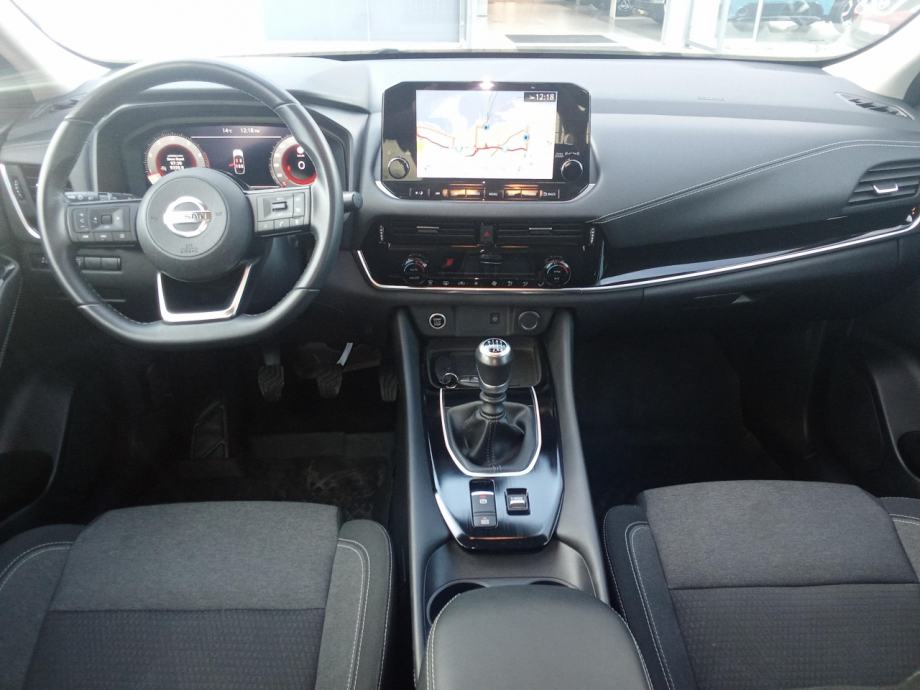 Nissan Qashqai 1,3 DIG-T 160 N-Connecta, fotografija 8