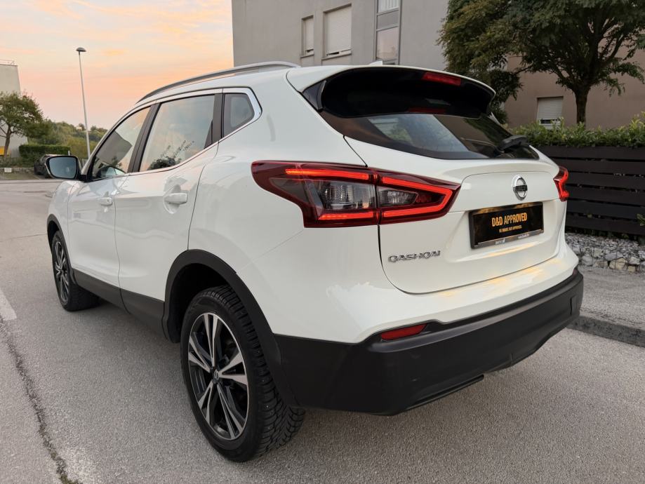 Nissan Qashqai 1,3 DIG-T automatik 160ks, MODEL 2021.g, JAMSTVO 12mj, fotografija 5