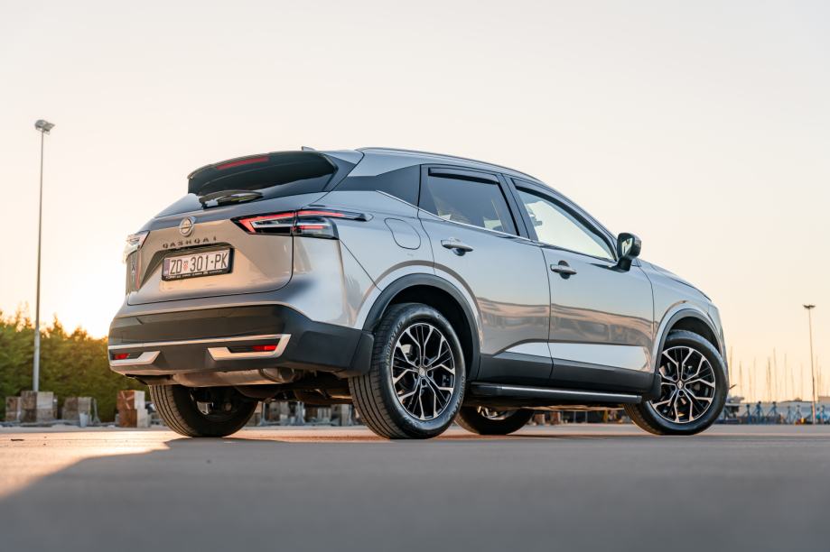 ⭐️NISSAN QASHQAI⭐️1.3 DIG-T N-CONECTA⭐️8 GOD.JAMSTVA✅REG.5/2027✅, fotografija 8