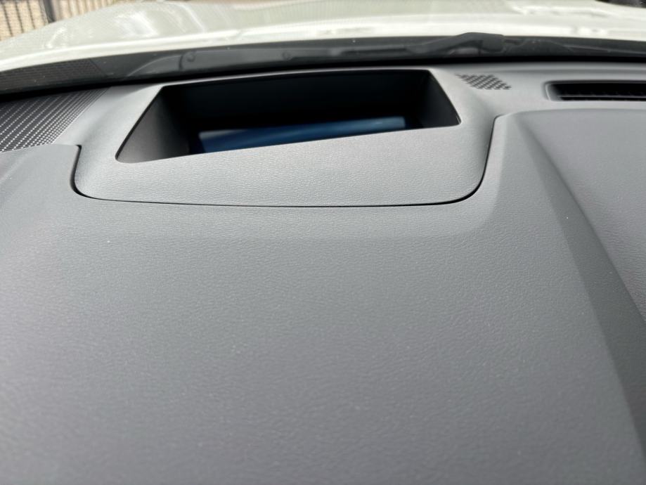 Nissan Qashqai 1,3 DIG-T automatik, fotografija 19