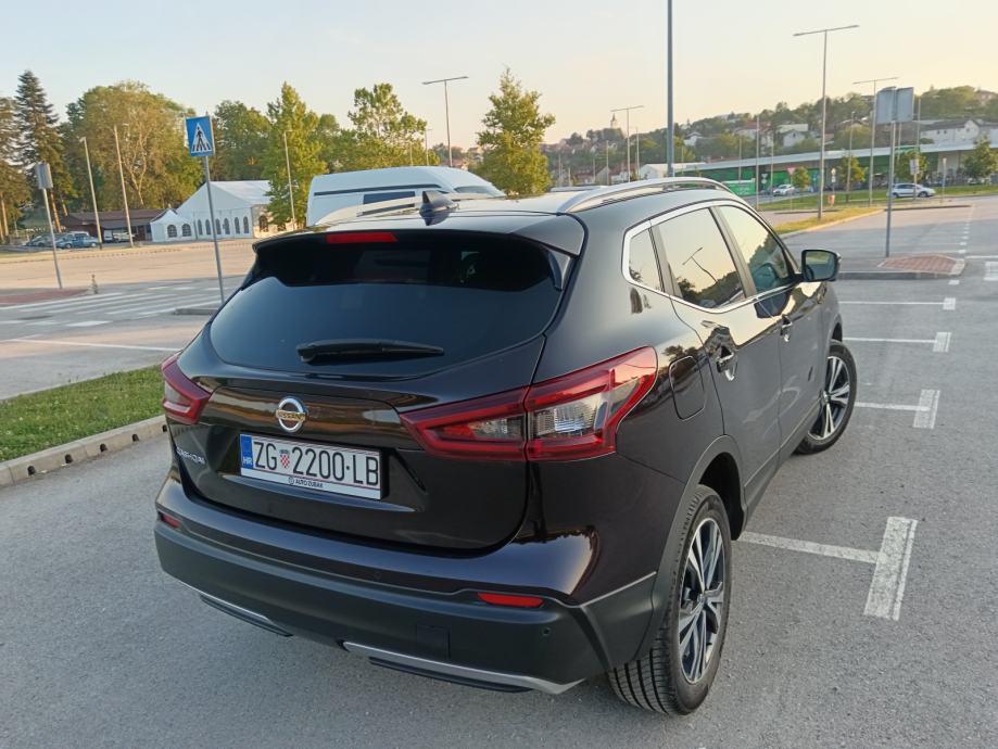 Nissan Qashqai 1,3 DIG-T CONECTA 140 ks, fotografija 7