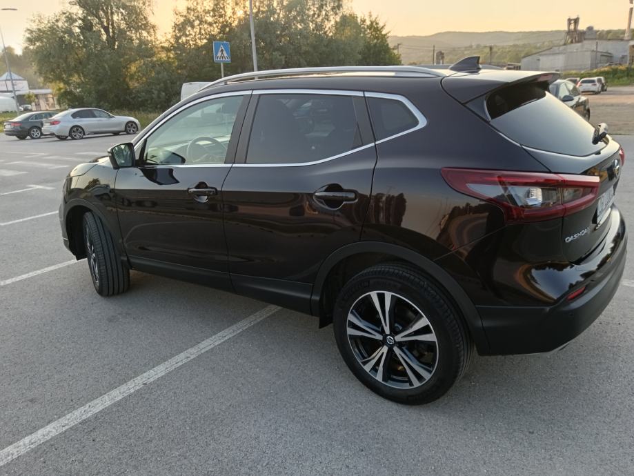 Nissan Qashqai 1,3 DIG-T CONECTA 140 ks, fotografija 6