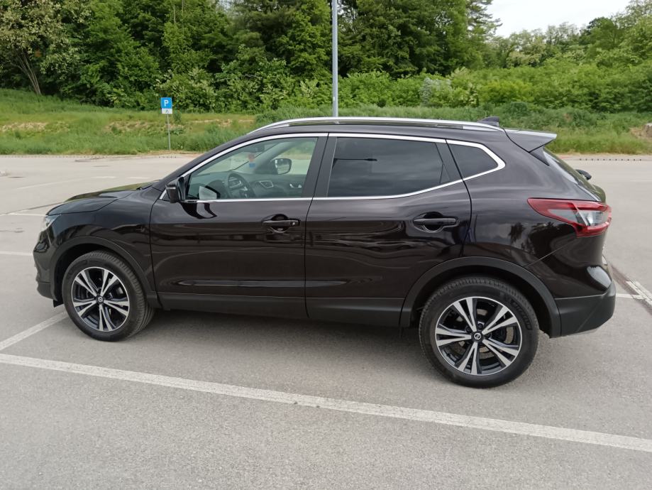 Nissan Qashqai 1,3 DIG-T CONECTA 140 ks, fotografija 5
