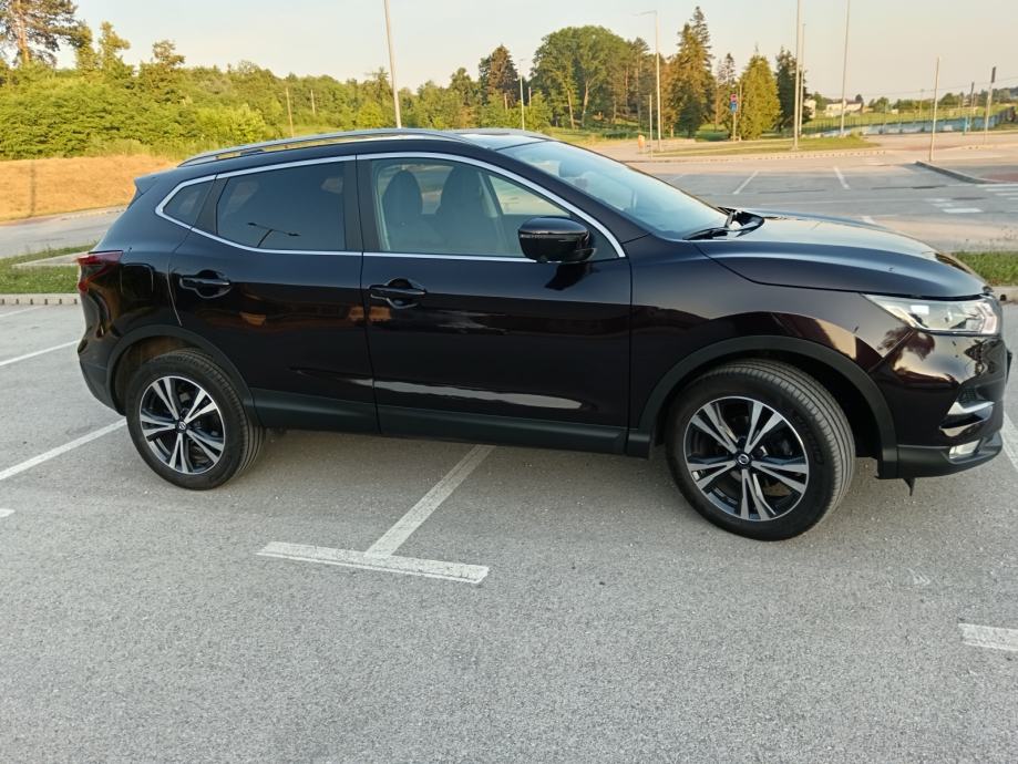 Nissan Qashqai 1,3 DIG-T CONECTA 140 ks, fotografija 11