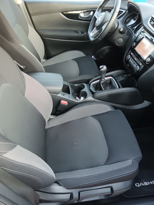 Nissan Qashqai 1,3 DIG-T CONECTA 140 ks, fotografija 18