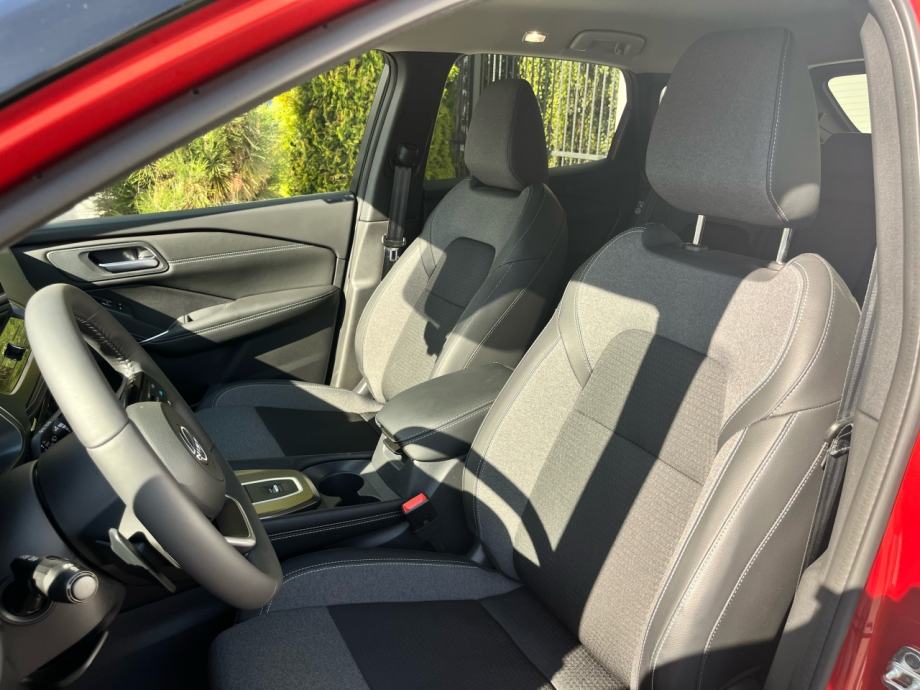 Nissan Qashqai 1,3 DIG-T MHEV N-Connecta X-Tronic, fotografija 7